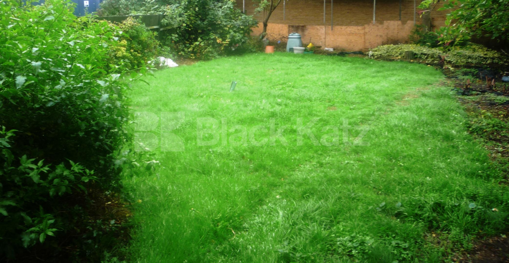 			Lovely 2 bed garden flat moments from the tube, 2 Bedroom, 1 bath, 1 reception Ground Floor Flat			 Eastern Road, East Finchley